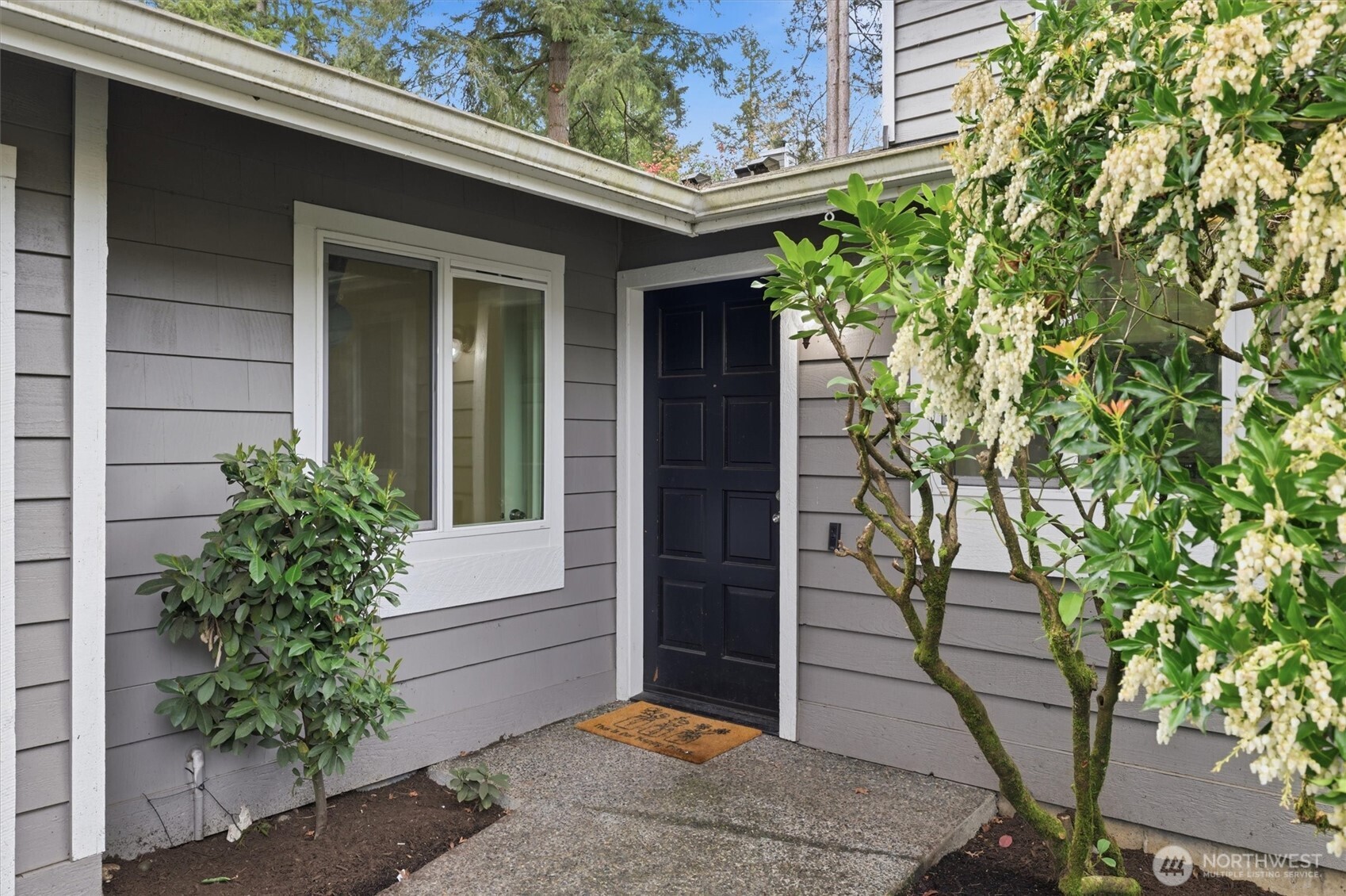 15929 NE 41st Street #8B, Redmond, WA 98052