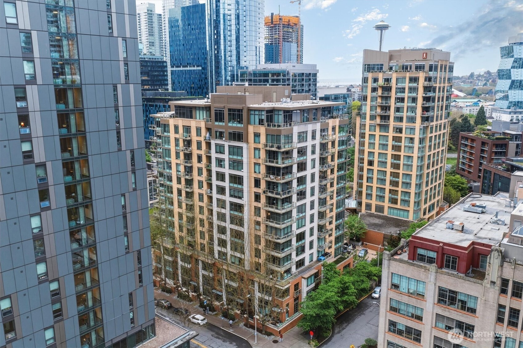 910 Lenora Street #S1004, Seattle, WA 98121