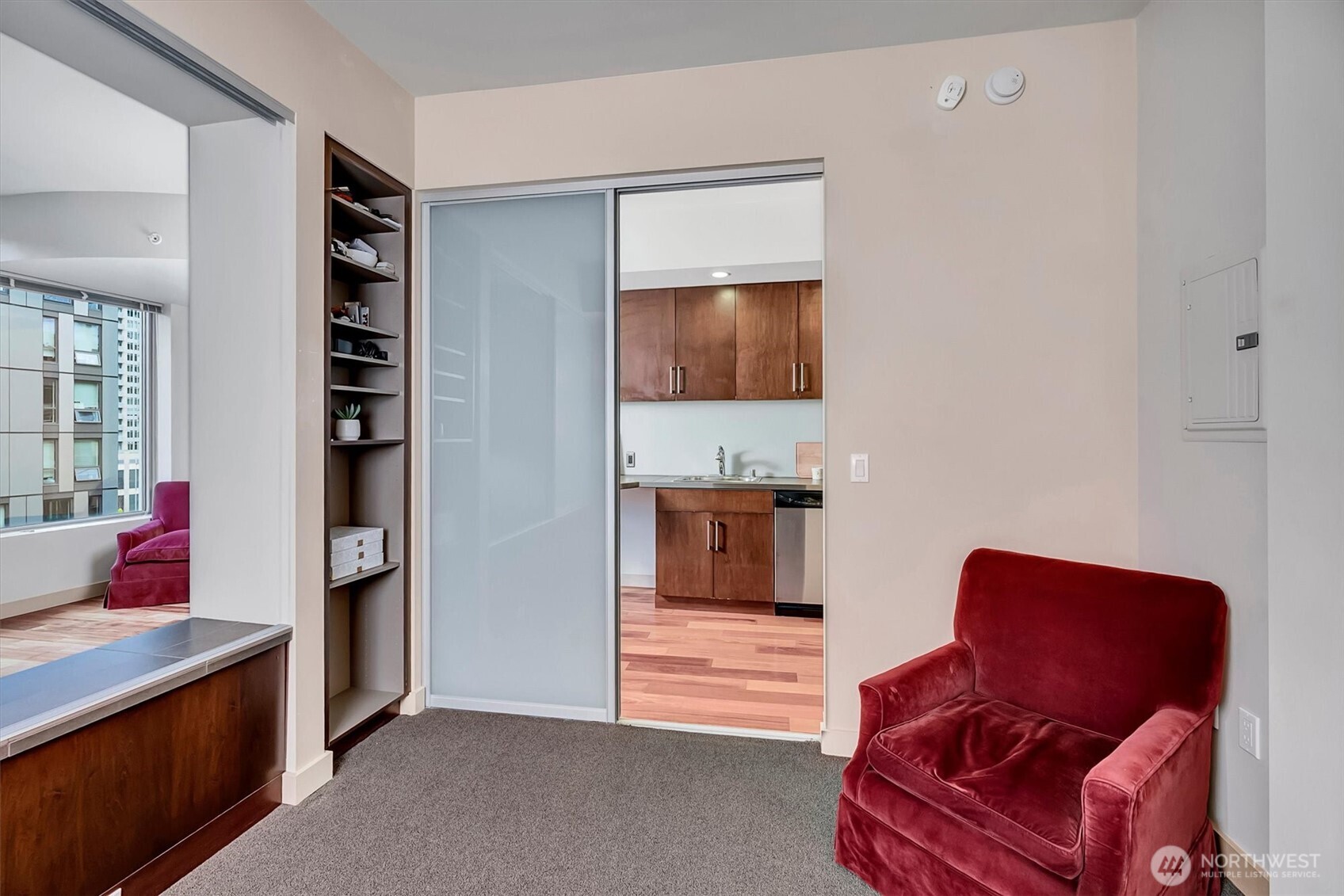 910 Lenora Street #S1004, Seattle, WA 98121