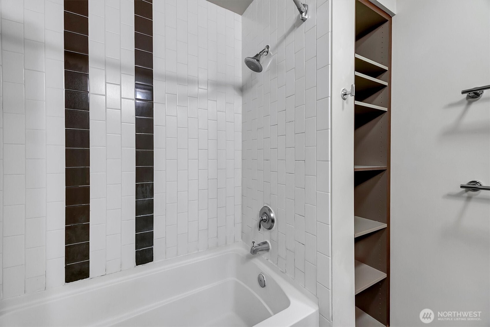 910 Lenora Street #S1004, Seattle, WA 98121