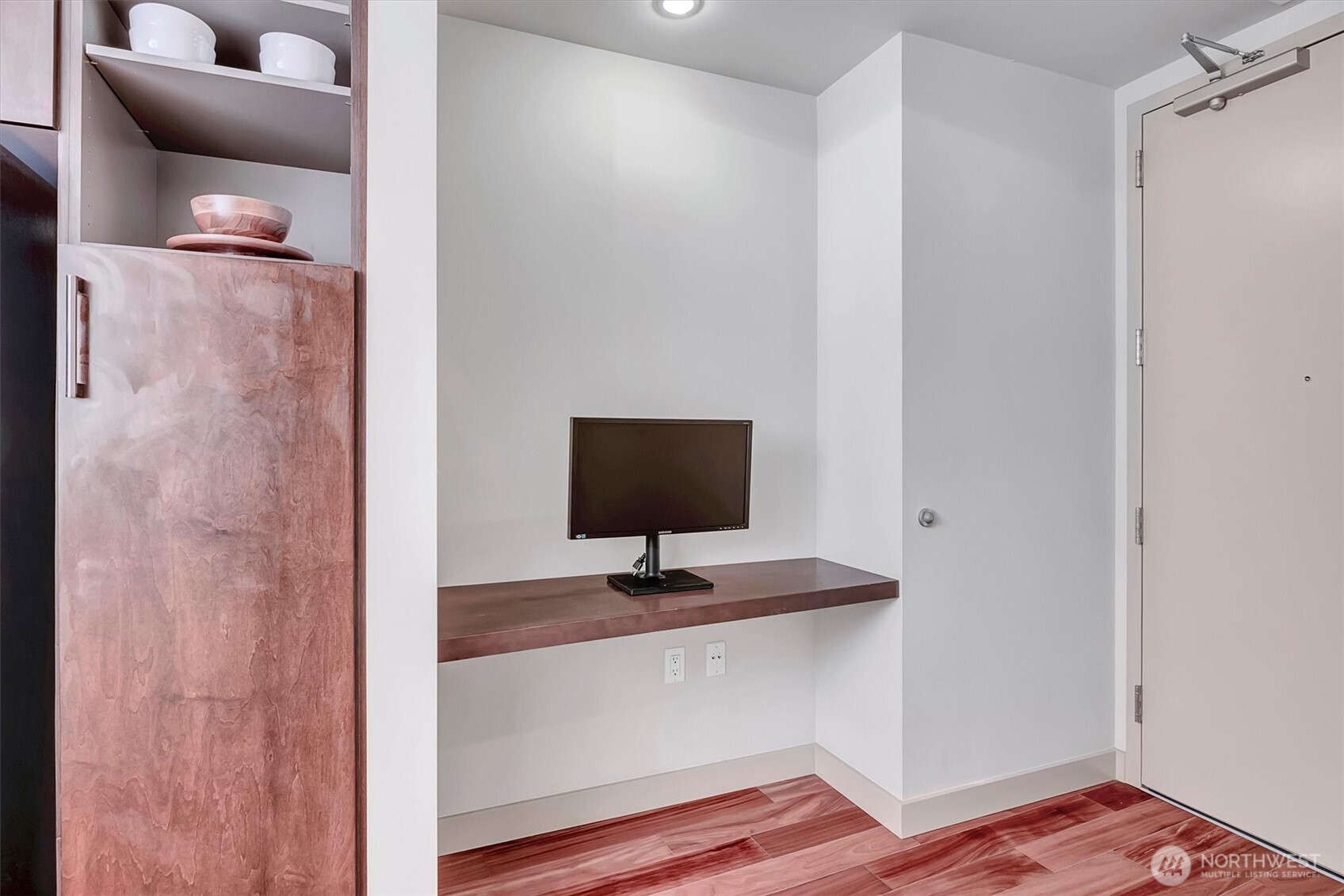 910 Lenora Street #S1004, Seattle, WA 98121