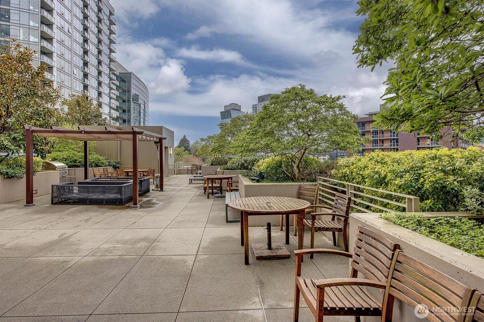 910 Lenora Street #S1004, Seattle, WA 98121