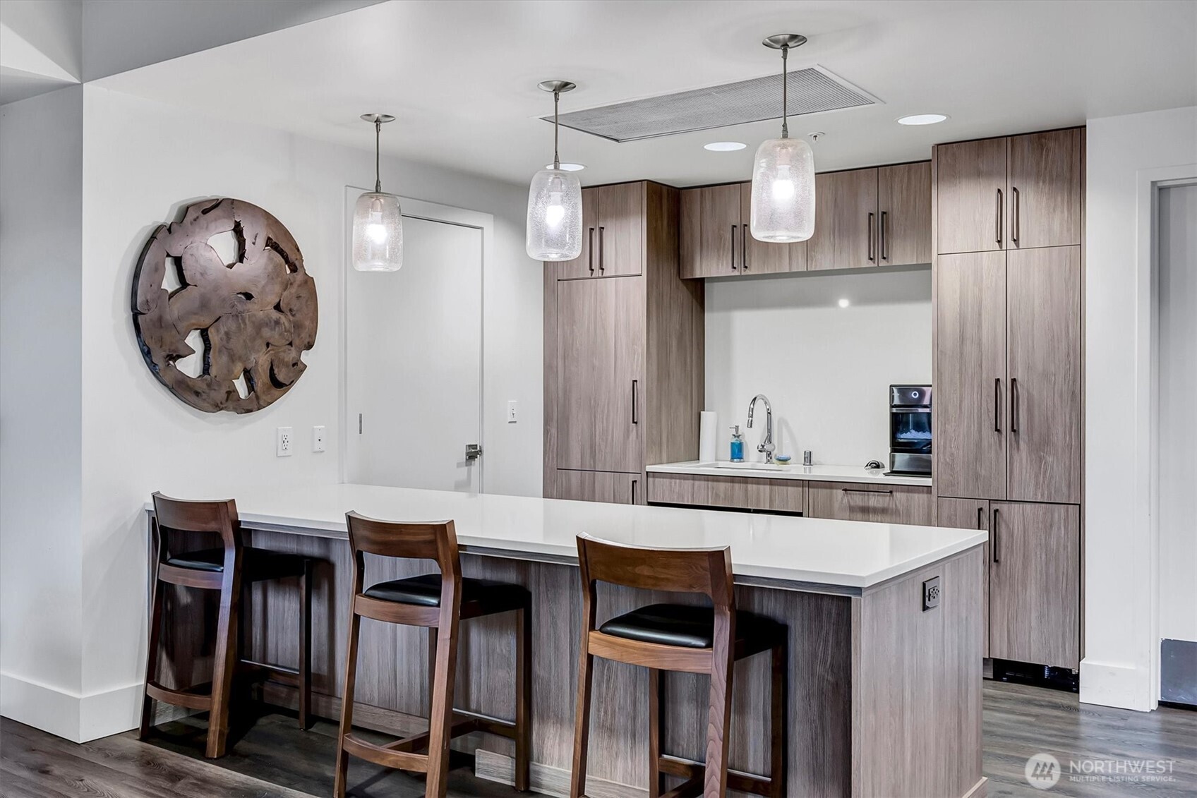 910 Lenora Street #S1004, Seattle, WA 98121