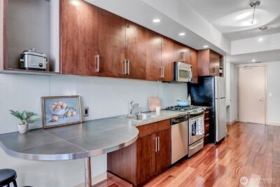 910 Lenora Street #S1004, Seattle, WA 98121 - Photo 9