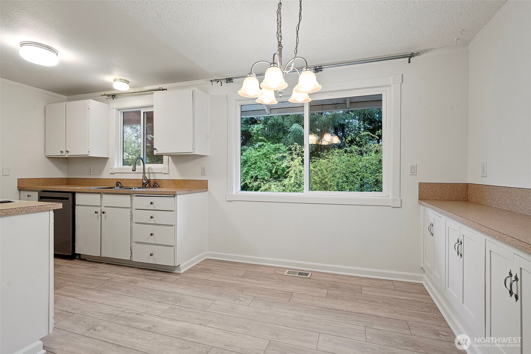 14403 SE 139th Place , Renton, WA 98059