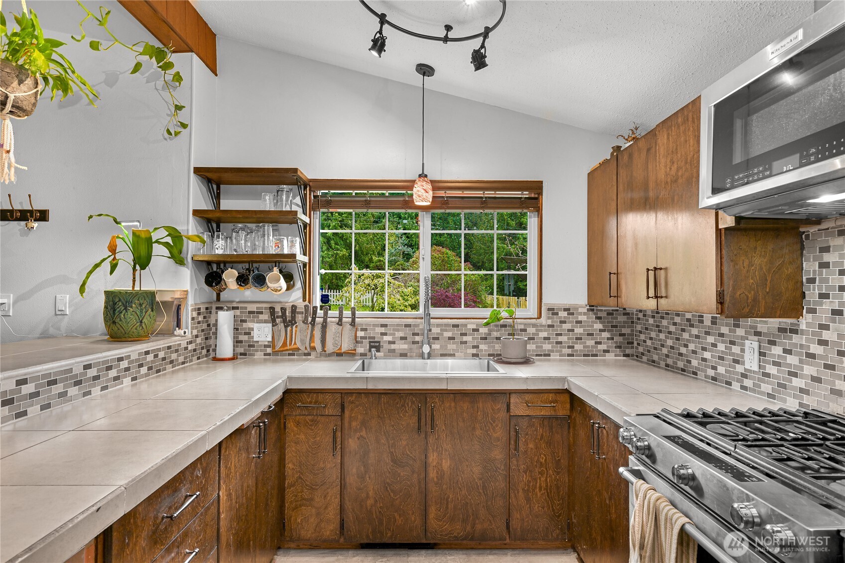 3341 Moody Street , Mount Vernon, WA 98274