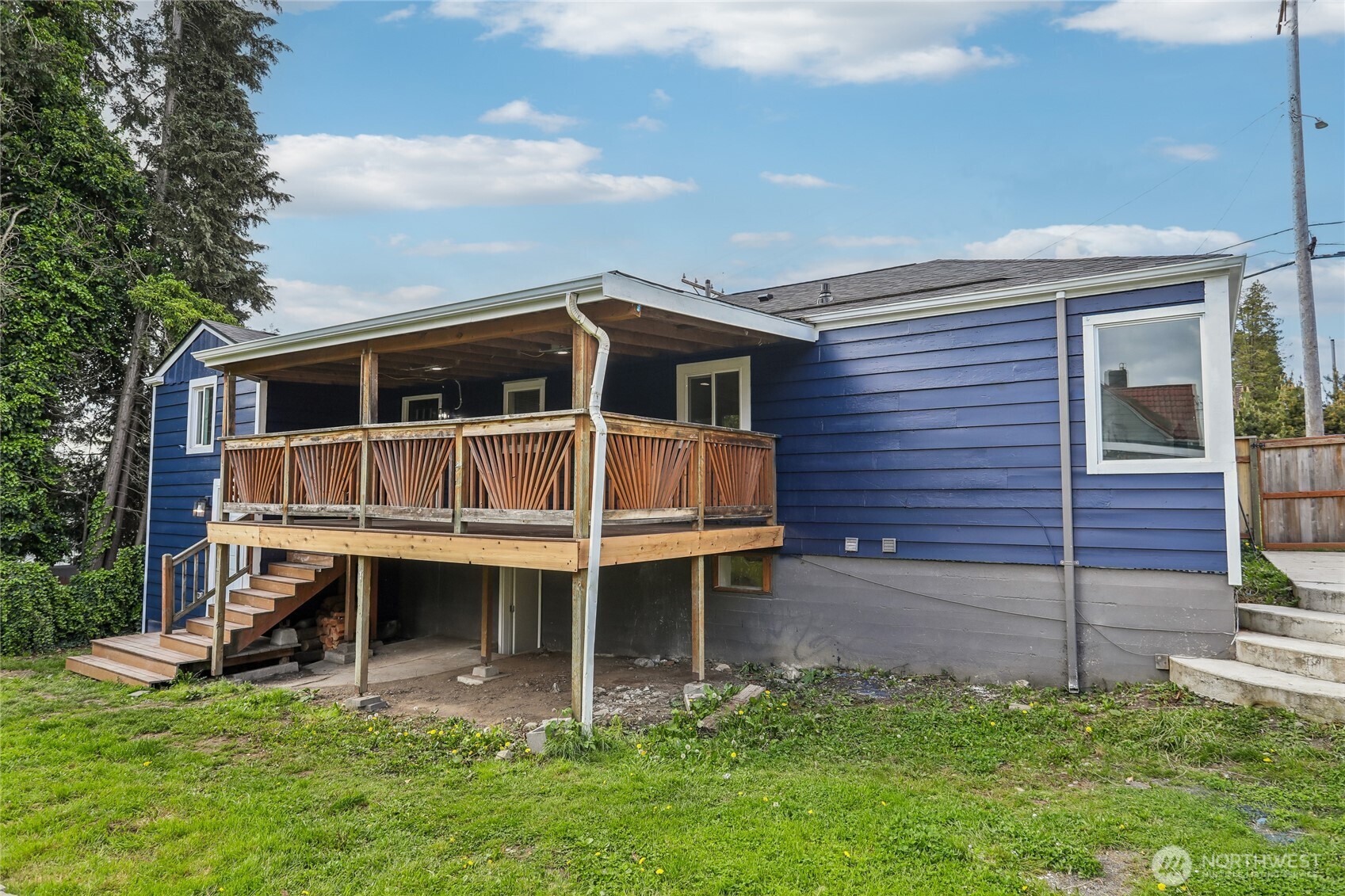 102 S 56th Street , Tacoma, WA 98408