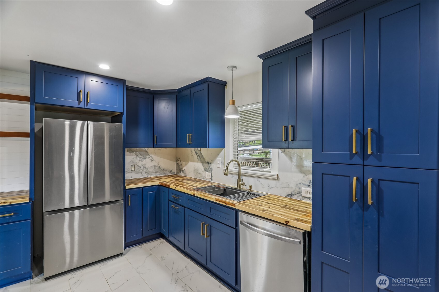 102 S 56th Street , Tacoma, WA 98408