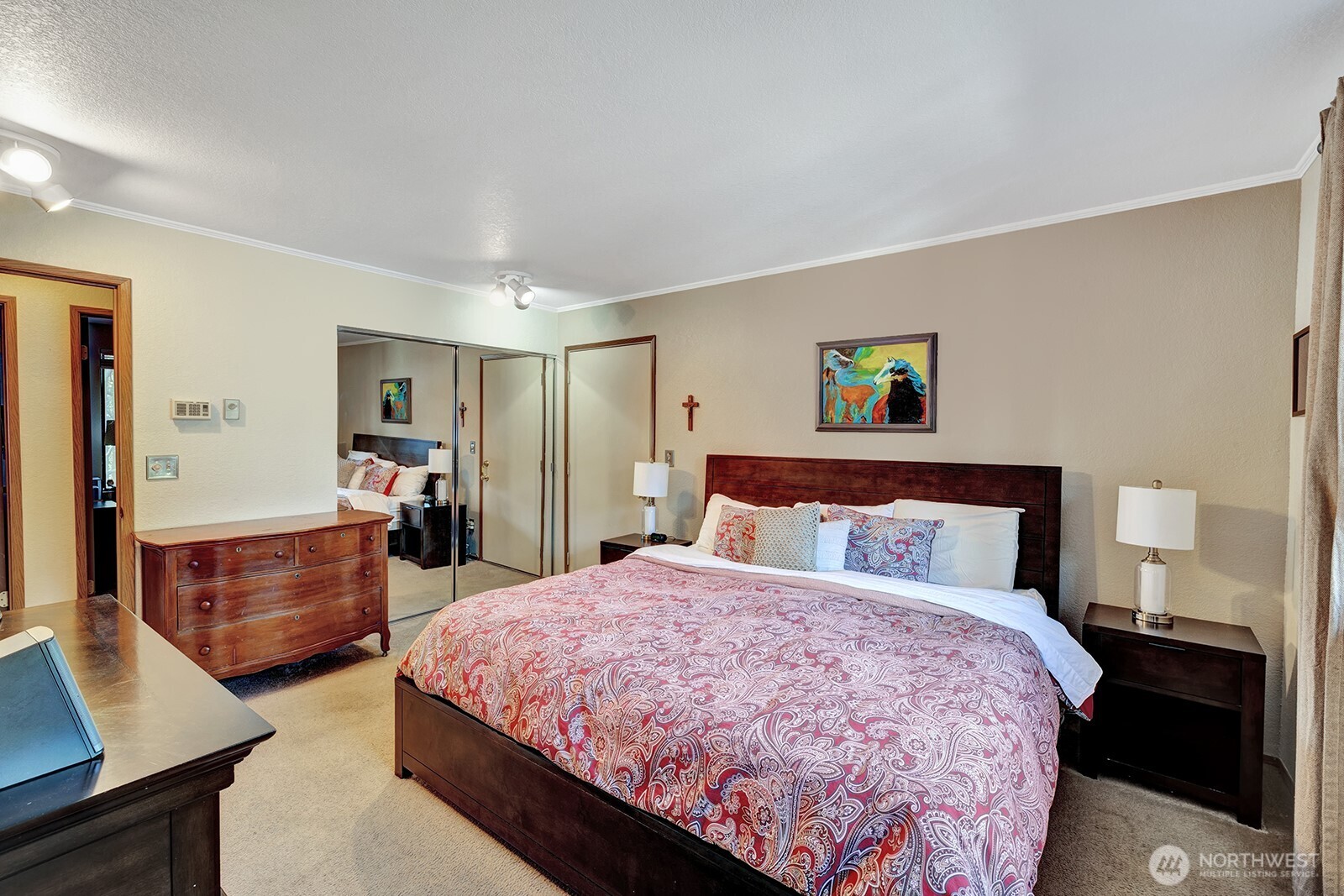 24229 26th Place S, Des Moines, WA 98198-4096