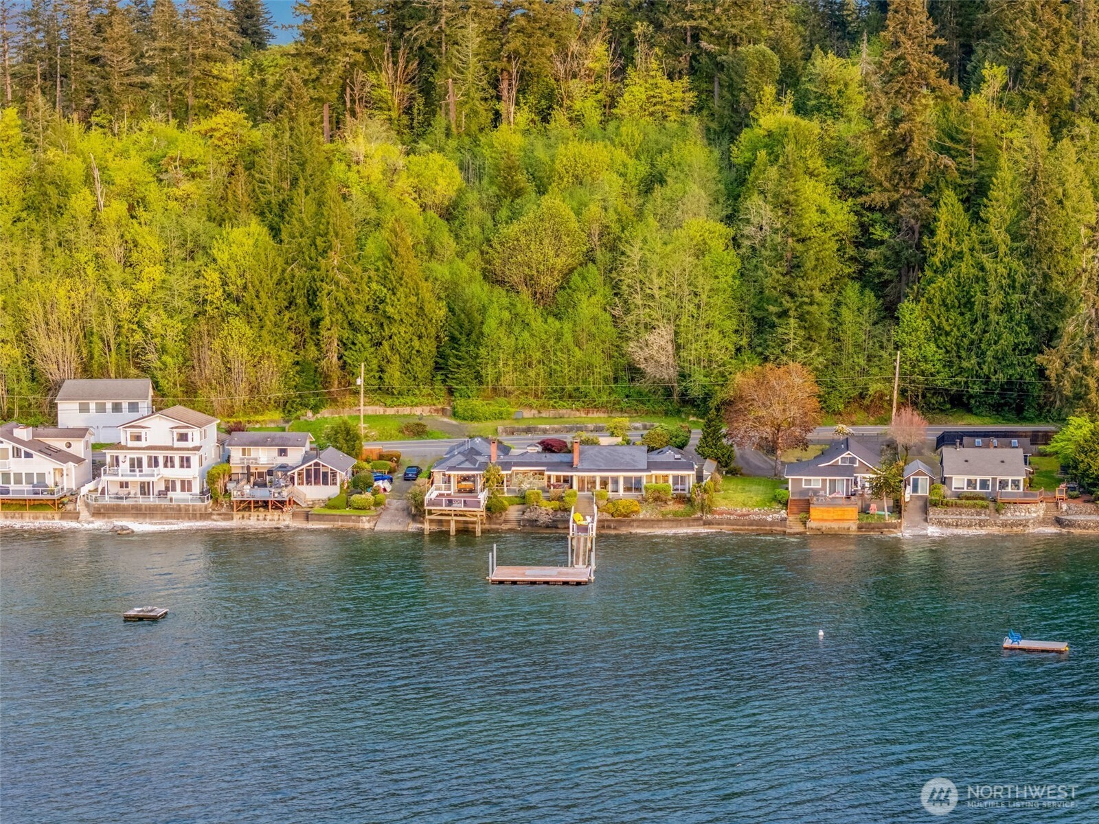 16631 E State Route 106 , Belfair, WA 98528