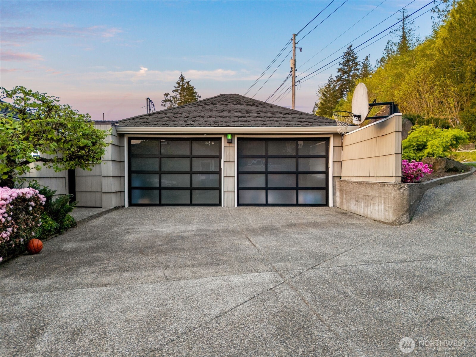 16631 E State Route 106 , Belfair, WA 98528