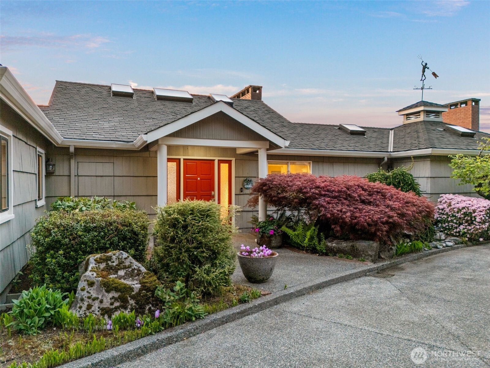 16631 E State Route 106 , Belfair, WA 98528