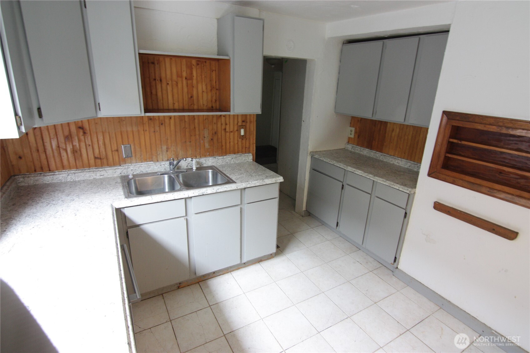 803 S 5th Avenue , Kelso, WA 98626