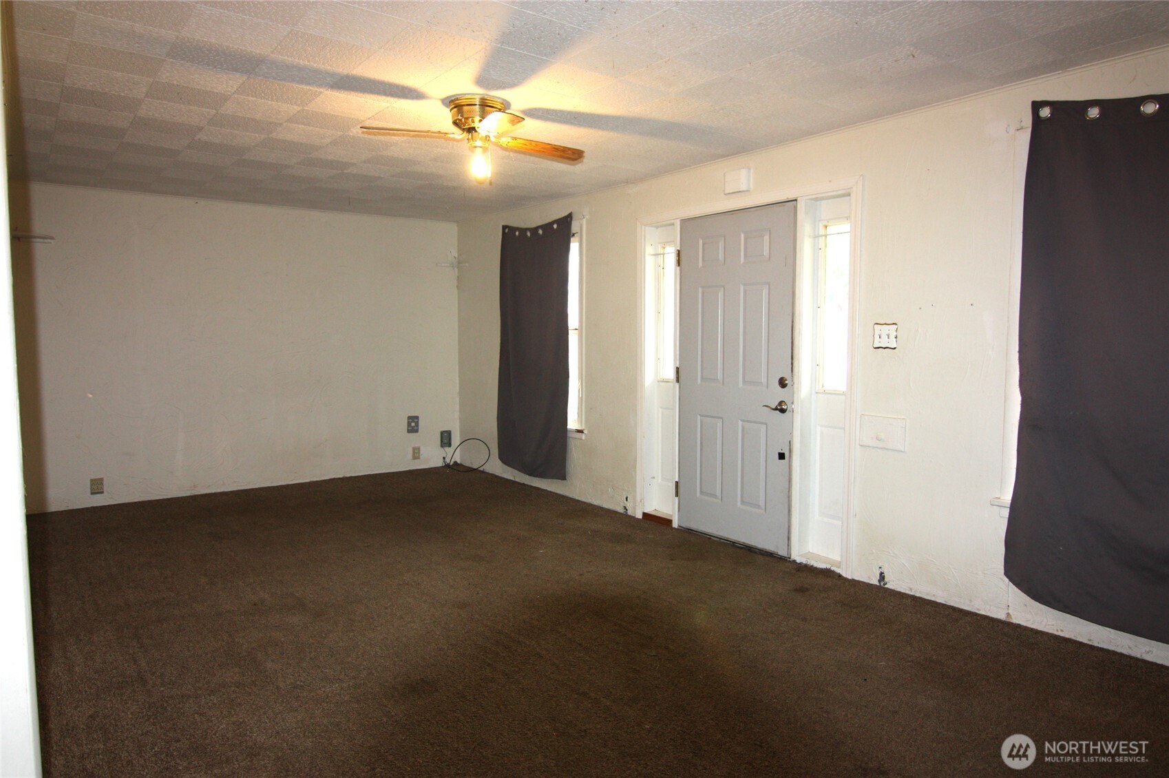 803 S 5th Avenue , Kelso, WA 98626