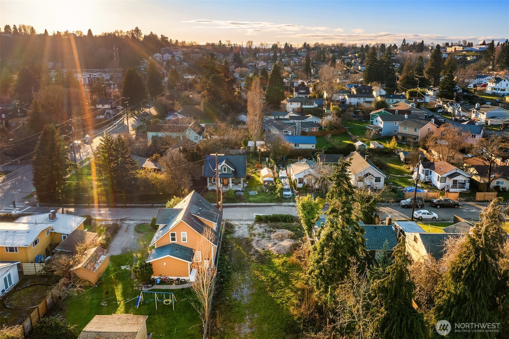 8444 46th Avenue S, Seattle, WA 98118