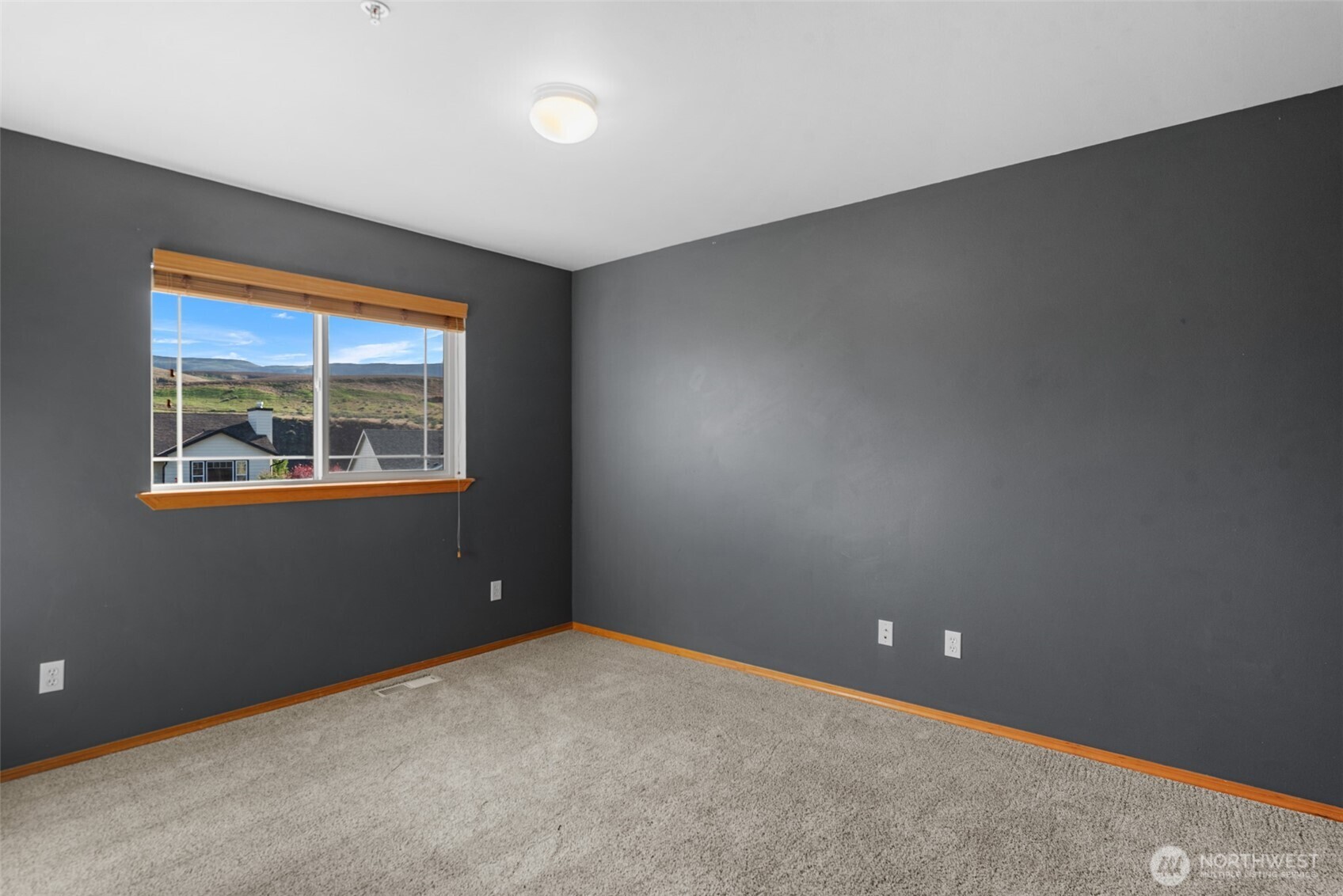 2589 Aviation Drive , East Wenatchee, WA 98802