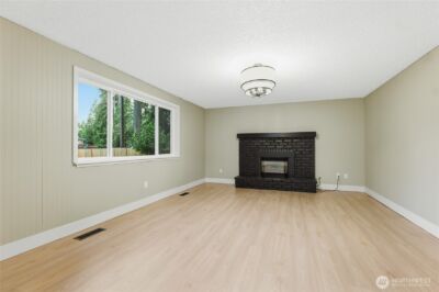 10826 149th St E , Puyallup, WA 98374 - Photo 12