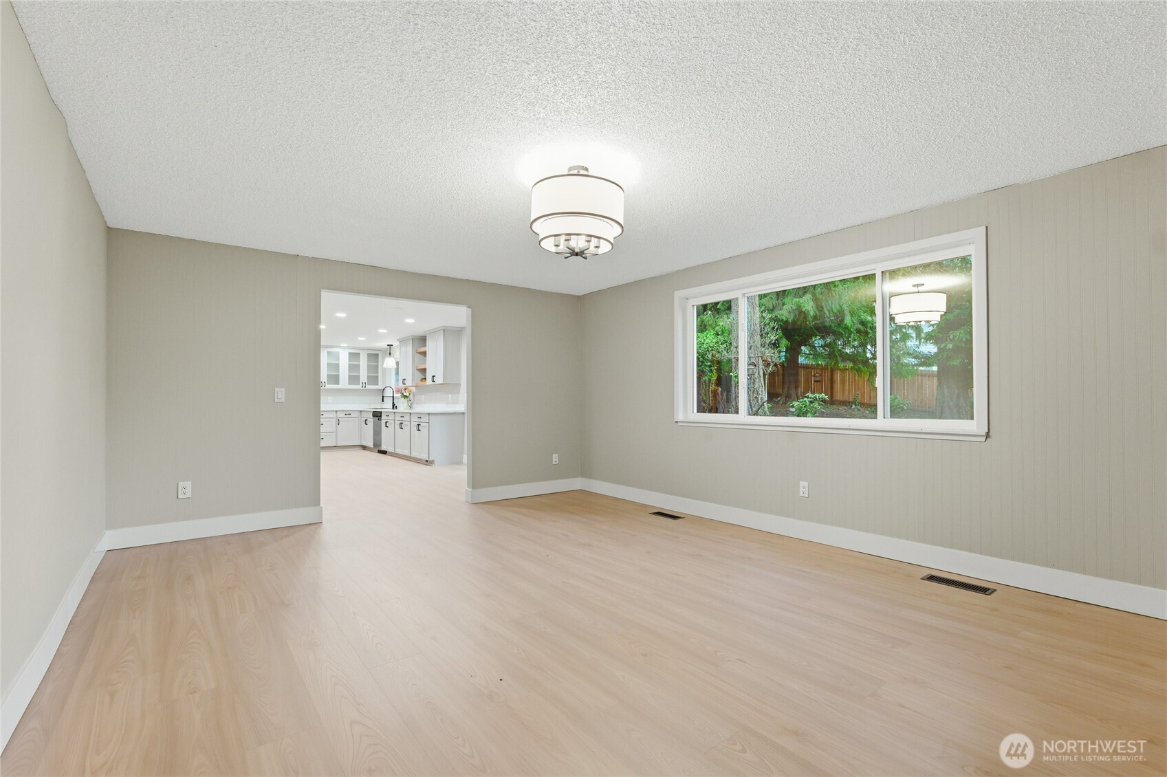 10826 149th St E , Puyallup, WA 98374