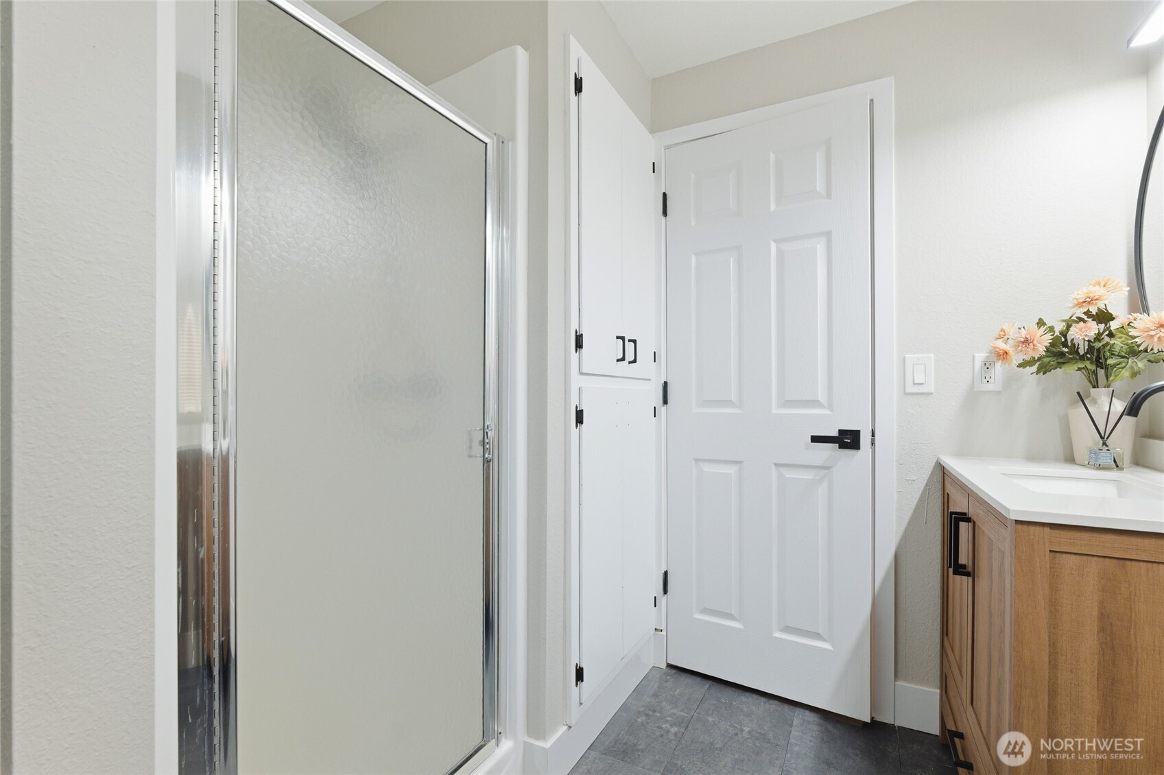 10826 149th St E , Puyallup, WA 98374