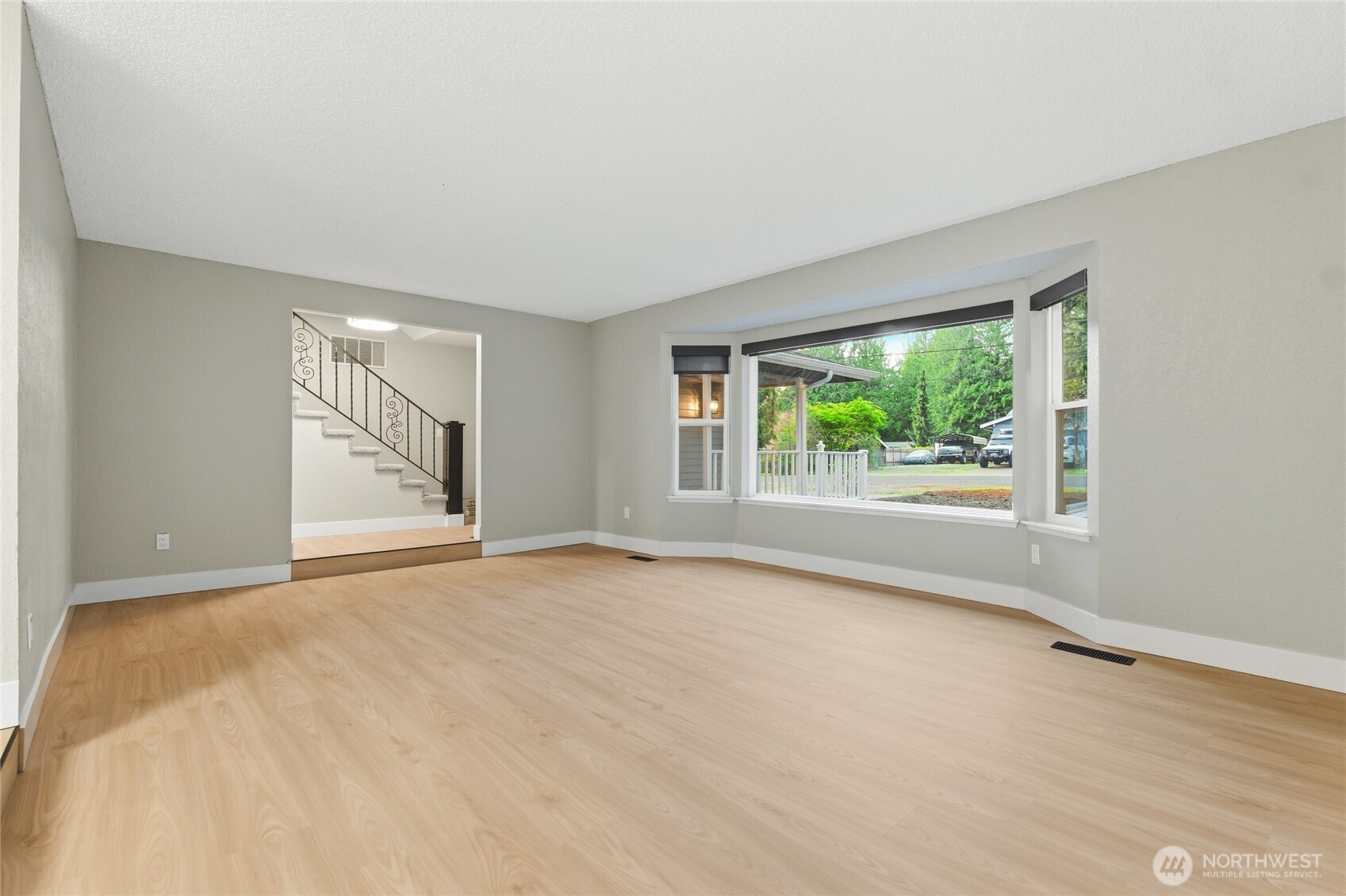 10826 149th St E , Puyallup, WA 98374