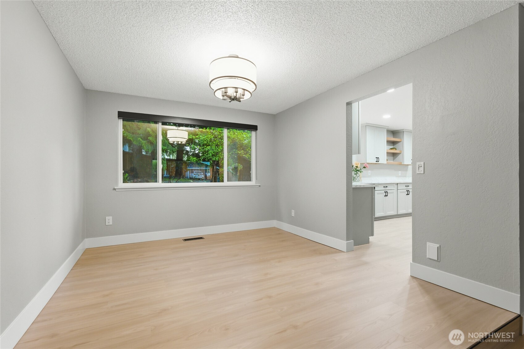 10826 149th St E , Puyallup, WA 98374