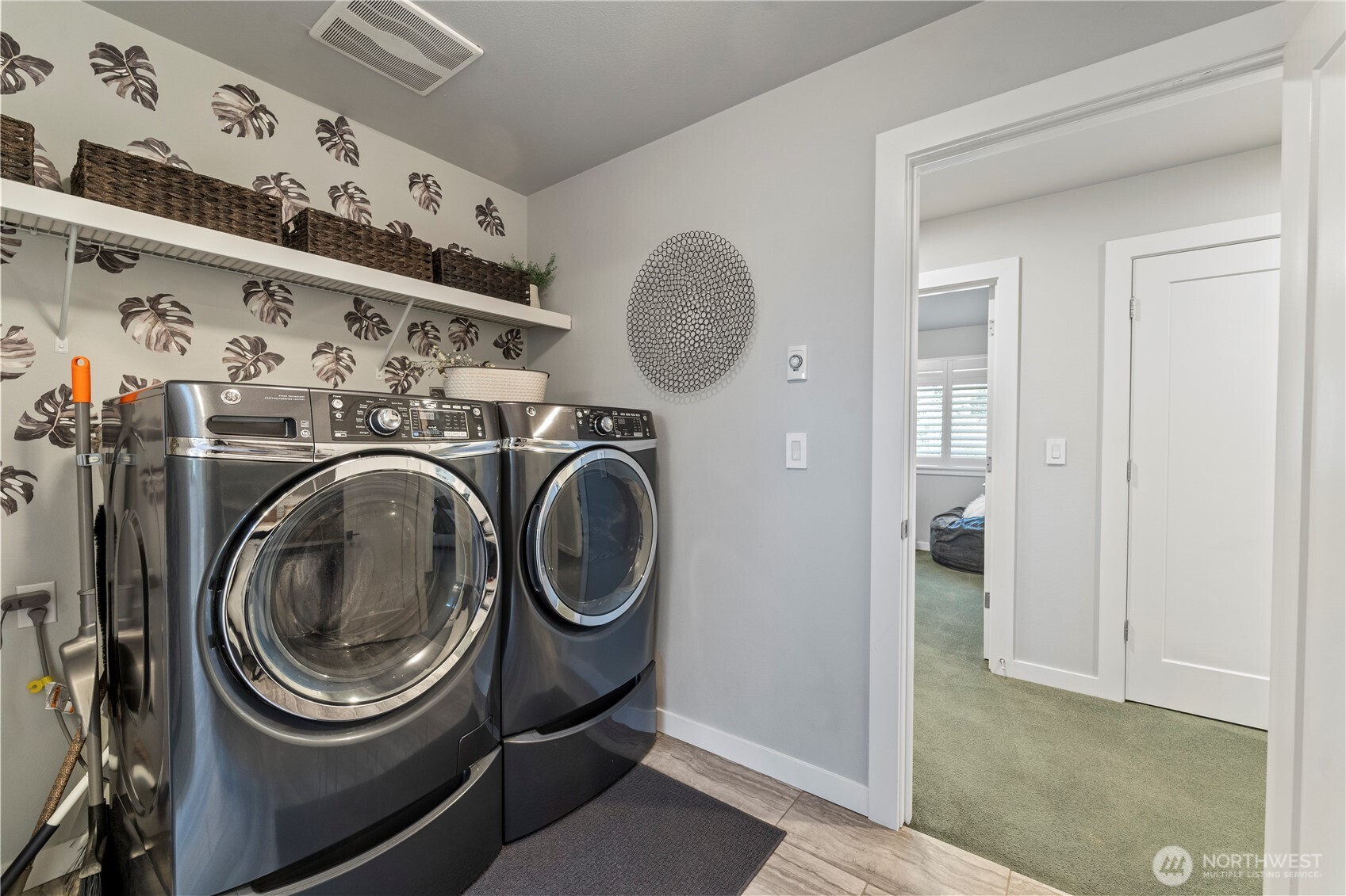 1225 Adams Street , Steilacoom, WA 98388