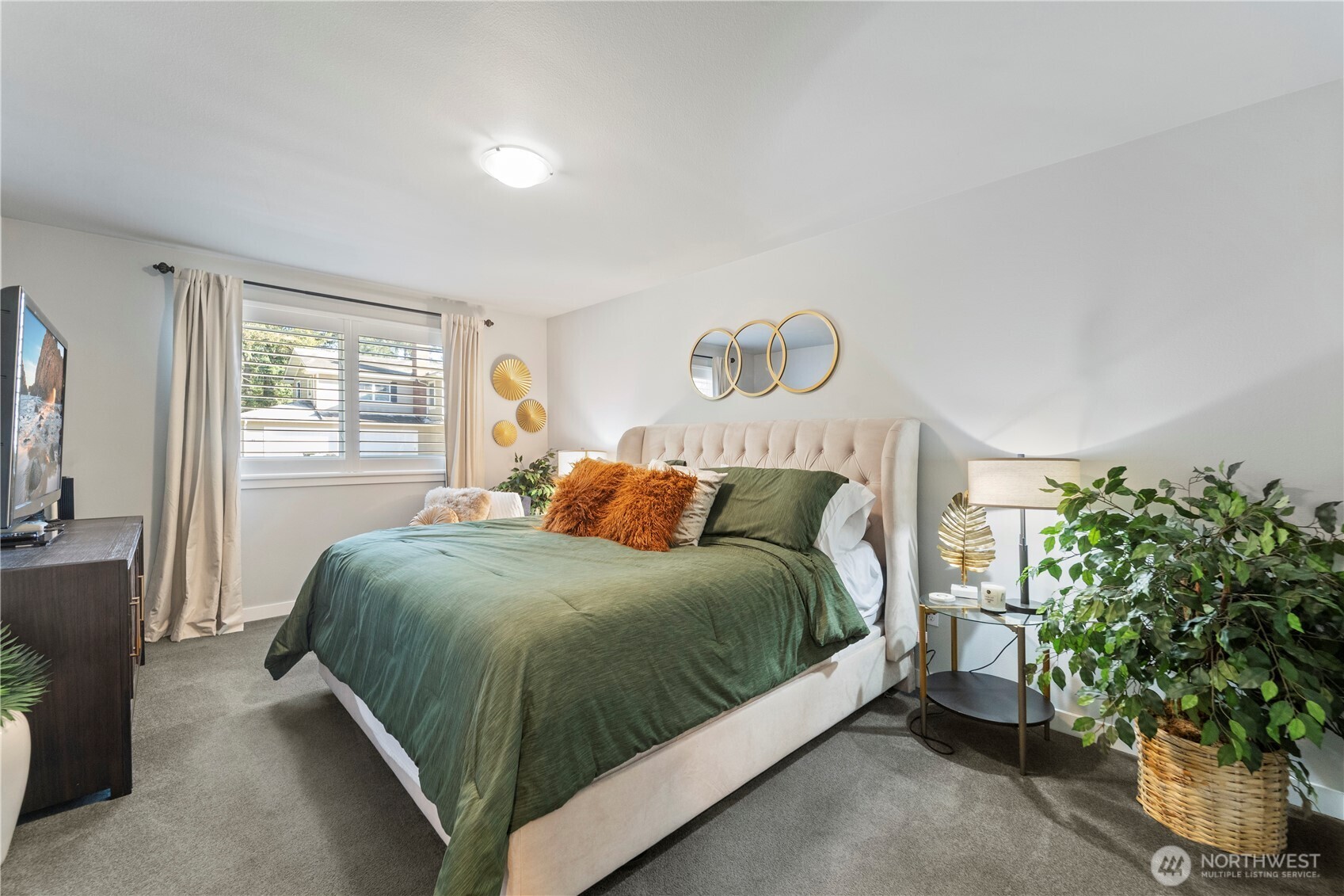 1225 Adams Street , Steilacoom, WA 98388