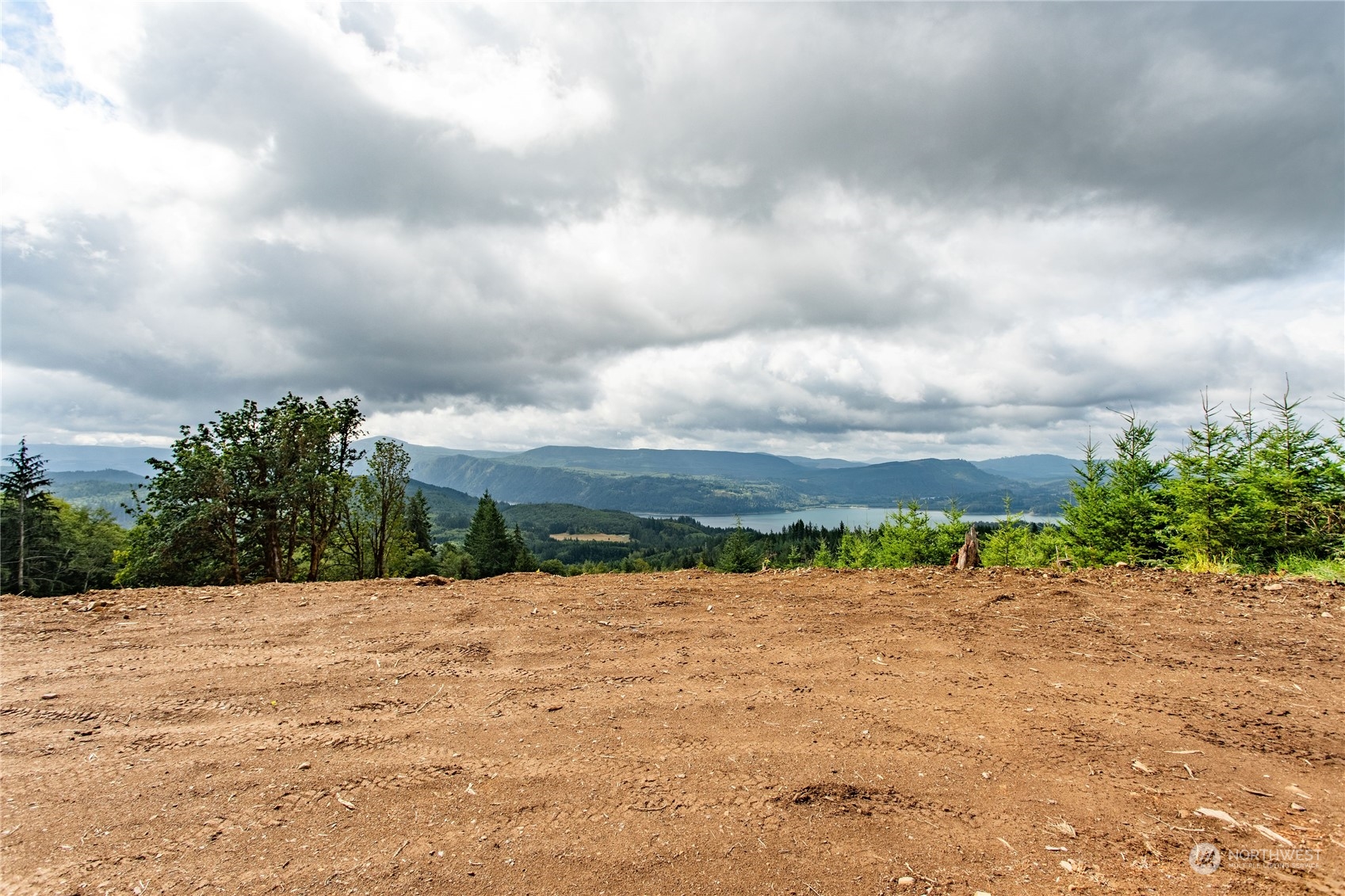 323 Short Road , Morton, WA 98356