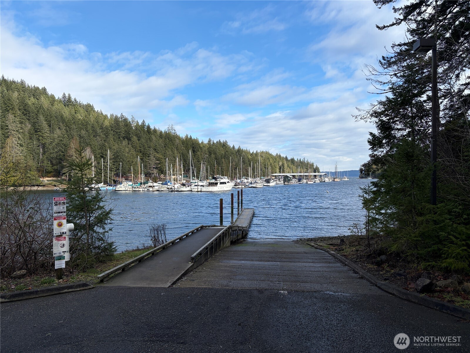 1 E Wildwood Lane , Brinnon, WA 98320