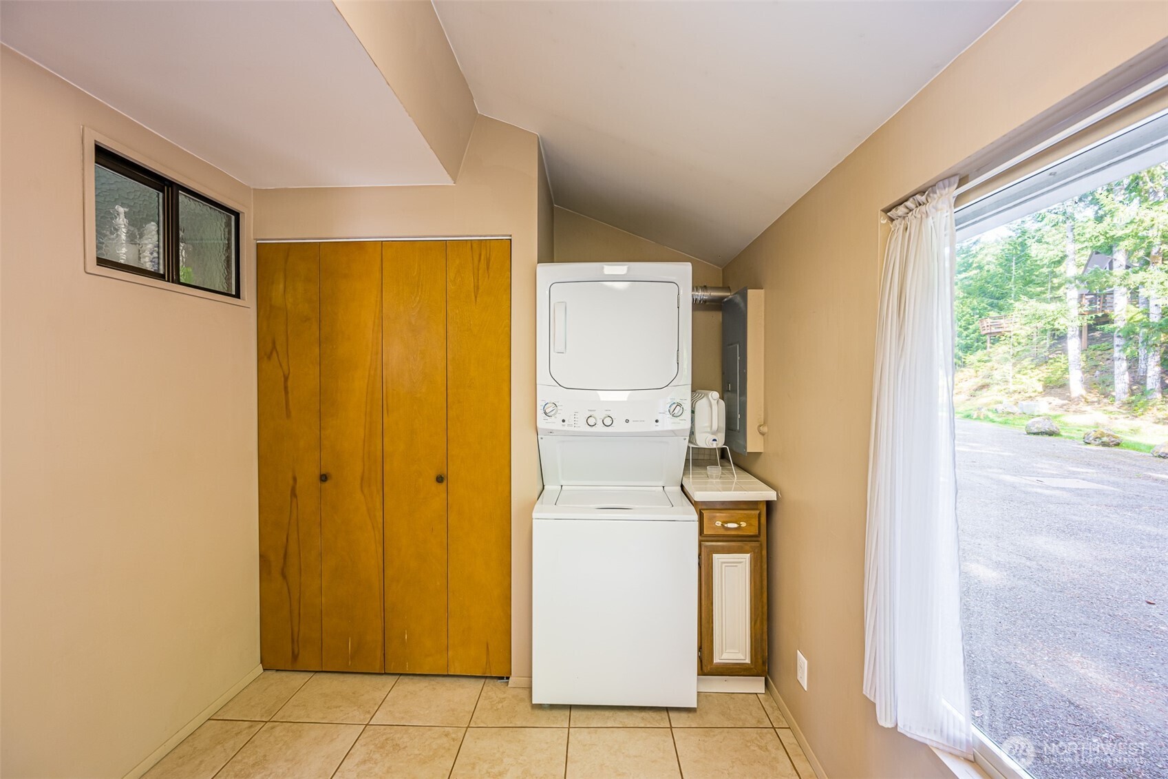 42 Storman Place , Port Angeles, WA 98363