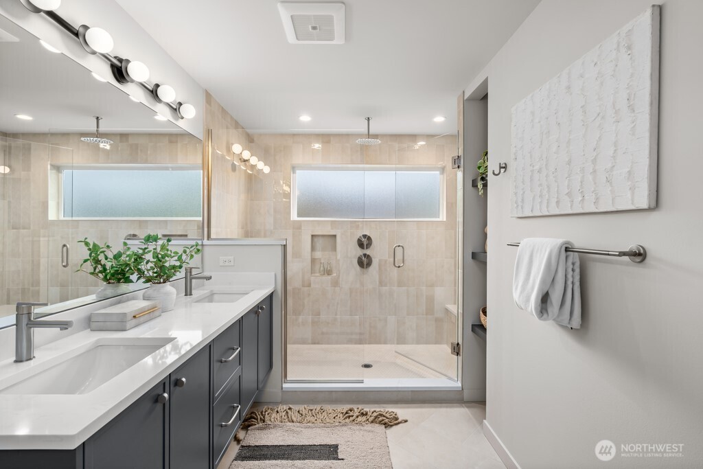 2509 N 42nd Street , Seattle, WA 98103