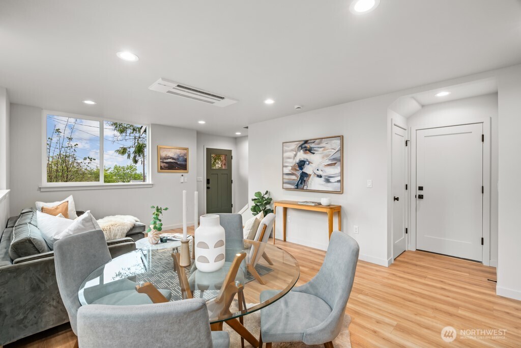 2509 N 42nd Street , Seattle, WA 98103