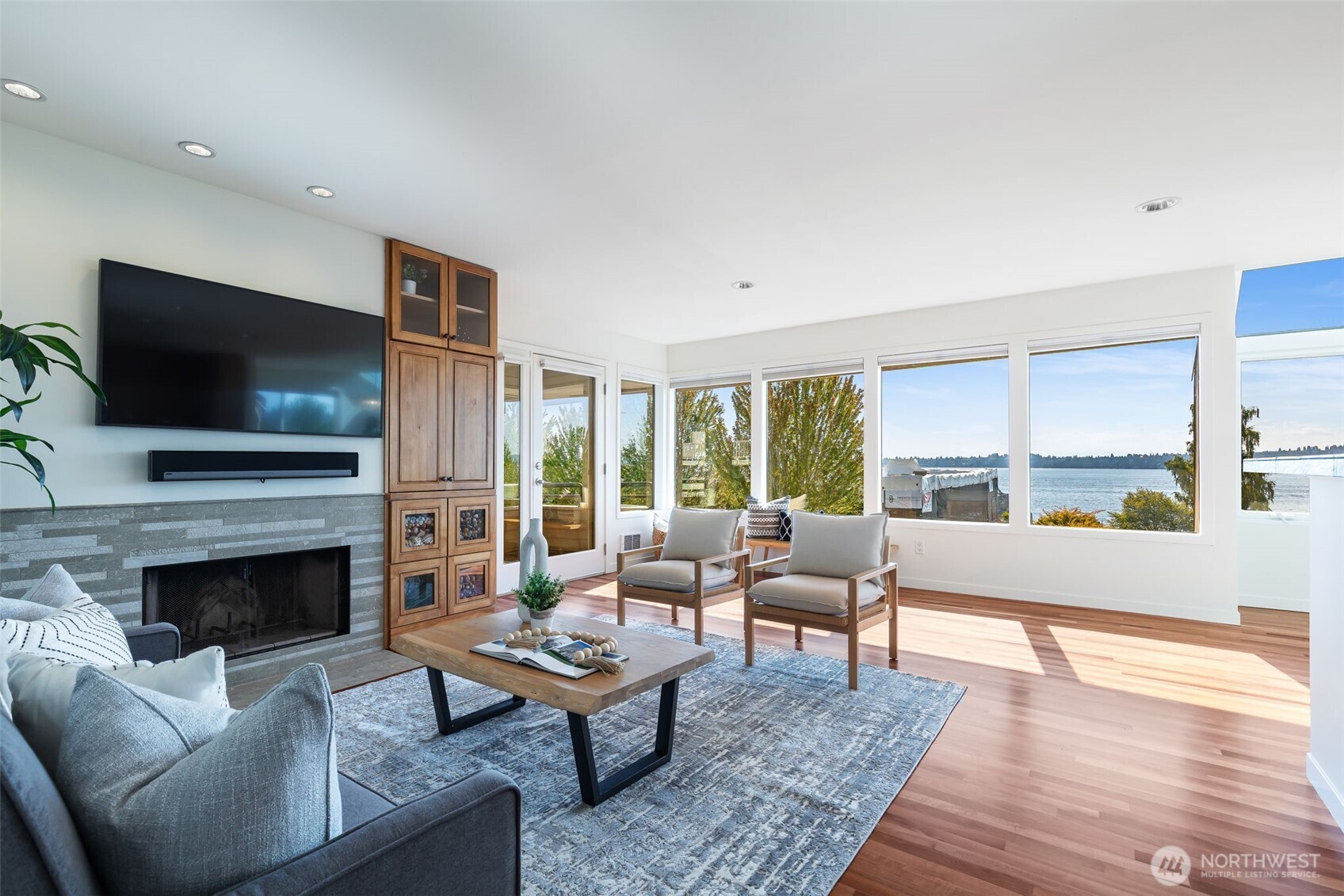 832 Lake Street S, Kirkland, WA 98033
