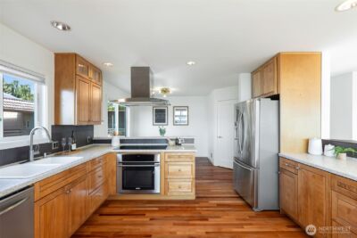 832 Lake Street S, Kirkland, WA 98033 - Photo 8