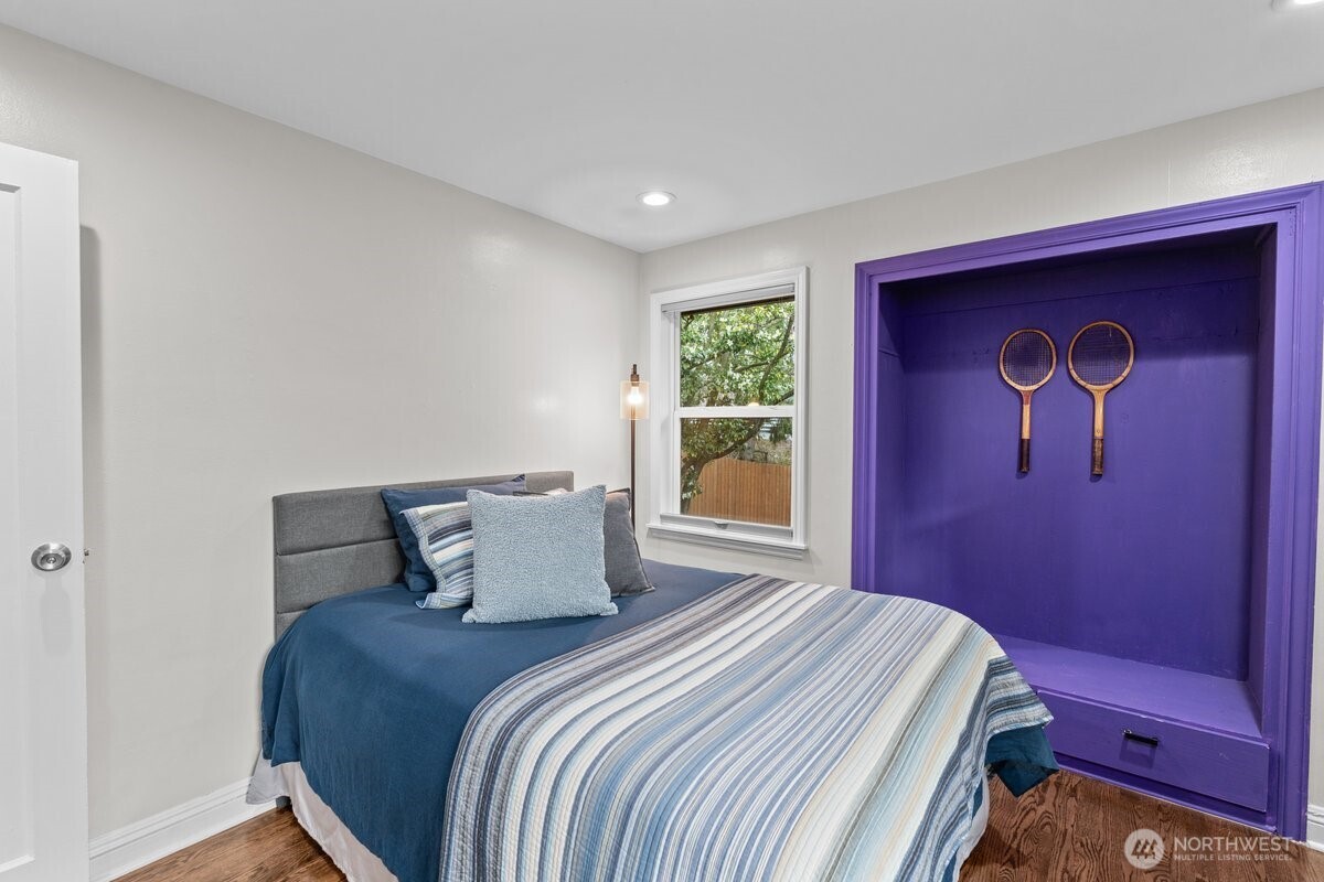 8250 Corliss Avenue N, Seattle, WA 98103