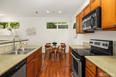 2339 NE Natalie Way , Issaquah, WA 98029 - Photo 12