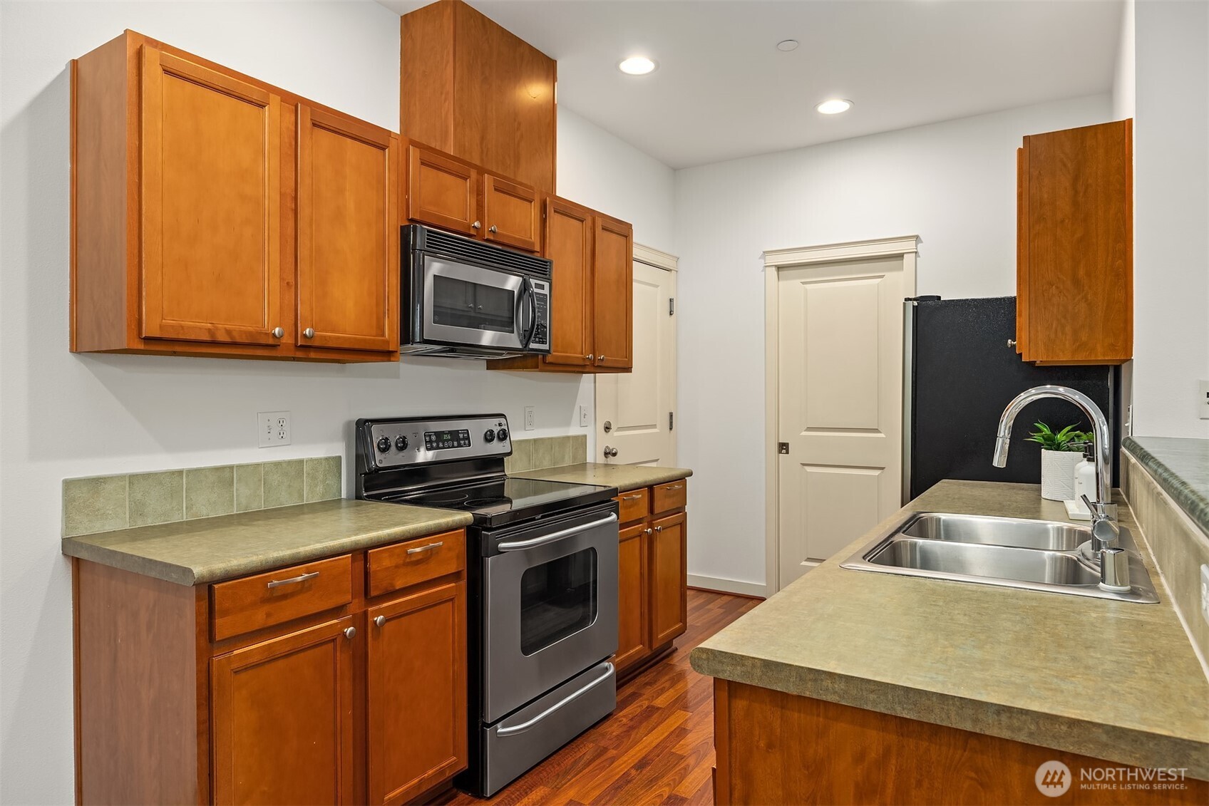2339 NE Natalie Way , Issaquah, WA 98029