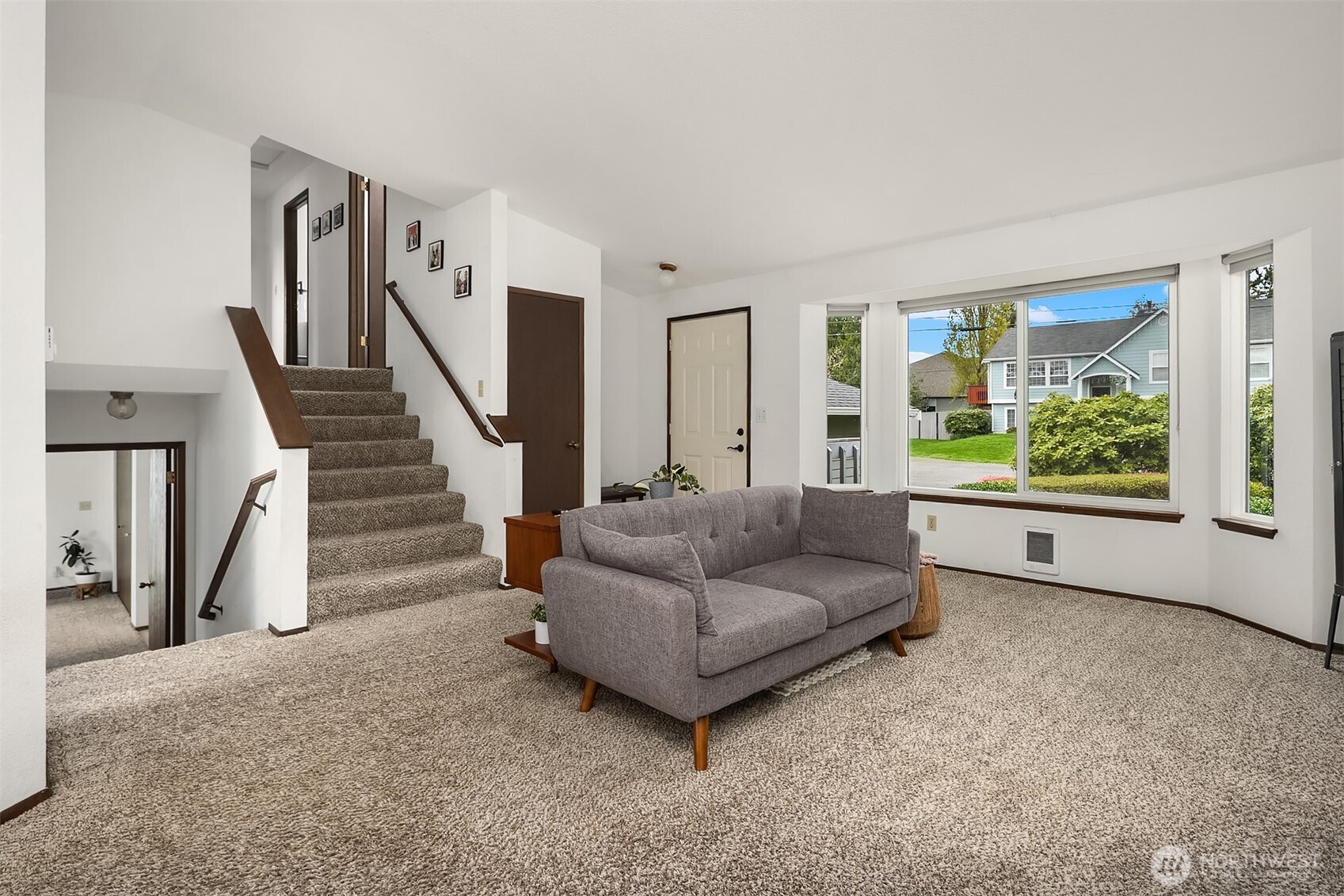 16232 2nd Place W, Lynnwood, WA 98087