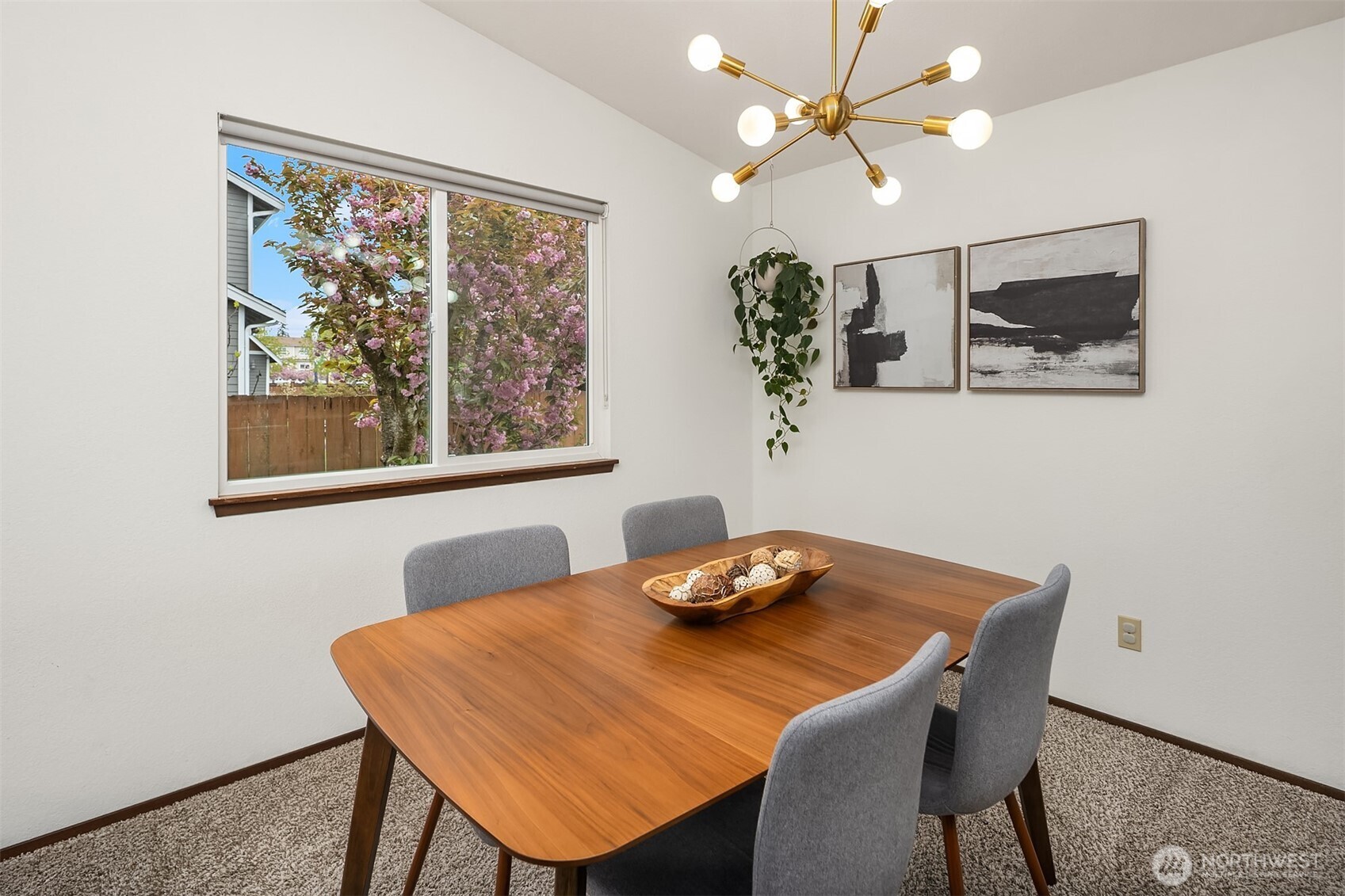 16232 2nd Place W, Lynnwood, WA 98087