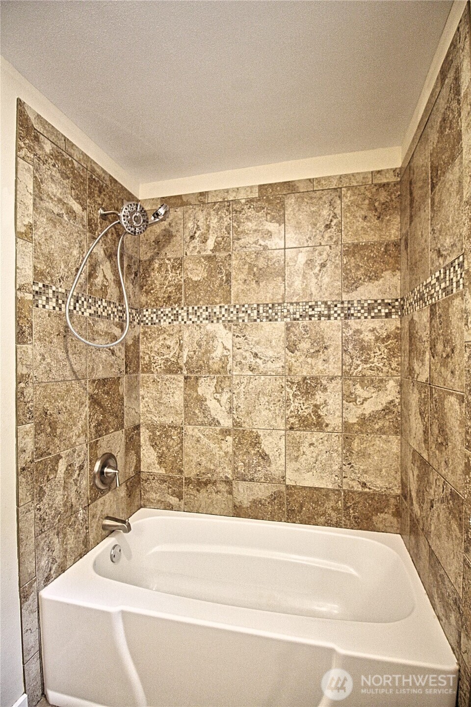 5722 119th Avenue E, Puyallup, WA 98372