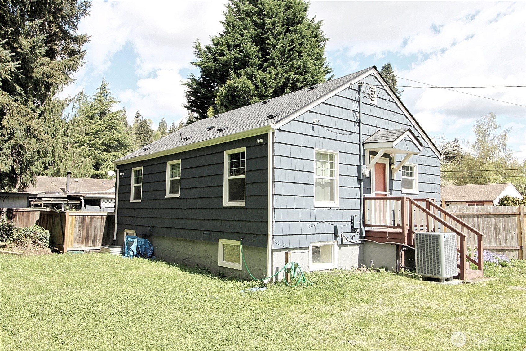 5722 119th Avenue E, Puyallup, WA 98372