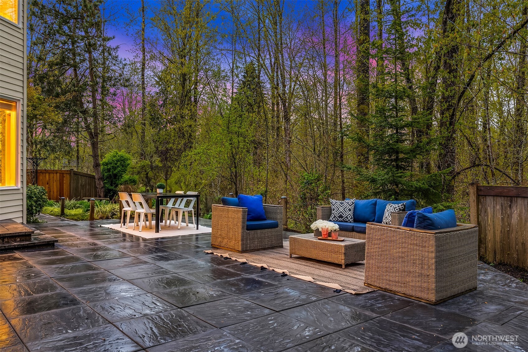1103 272nd Place SE, Sammamish, WA 98075