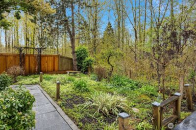 1103 272nd Place SE, Sammamish, WA 98075 - Photo 35