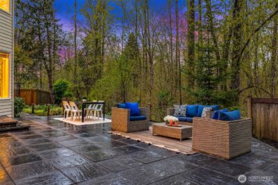 1103 272nd Place SE, Sammamish, WA 98075 - Photo 4