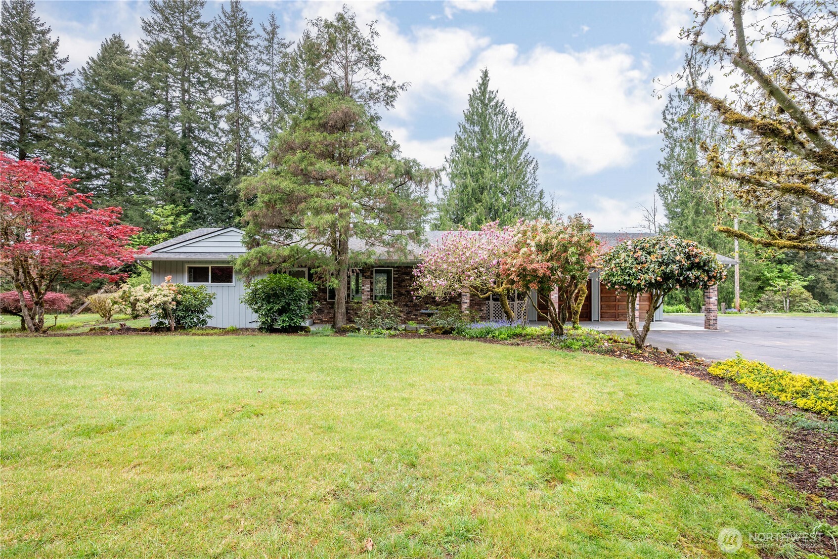 310 Tower Road , Castle Rock, WA 98611