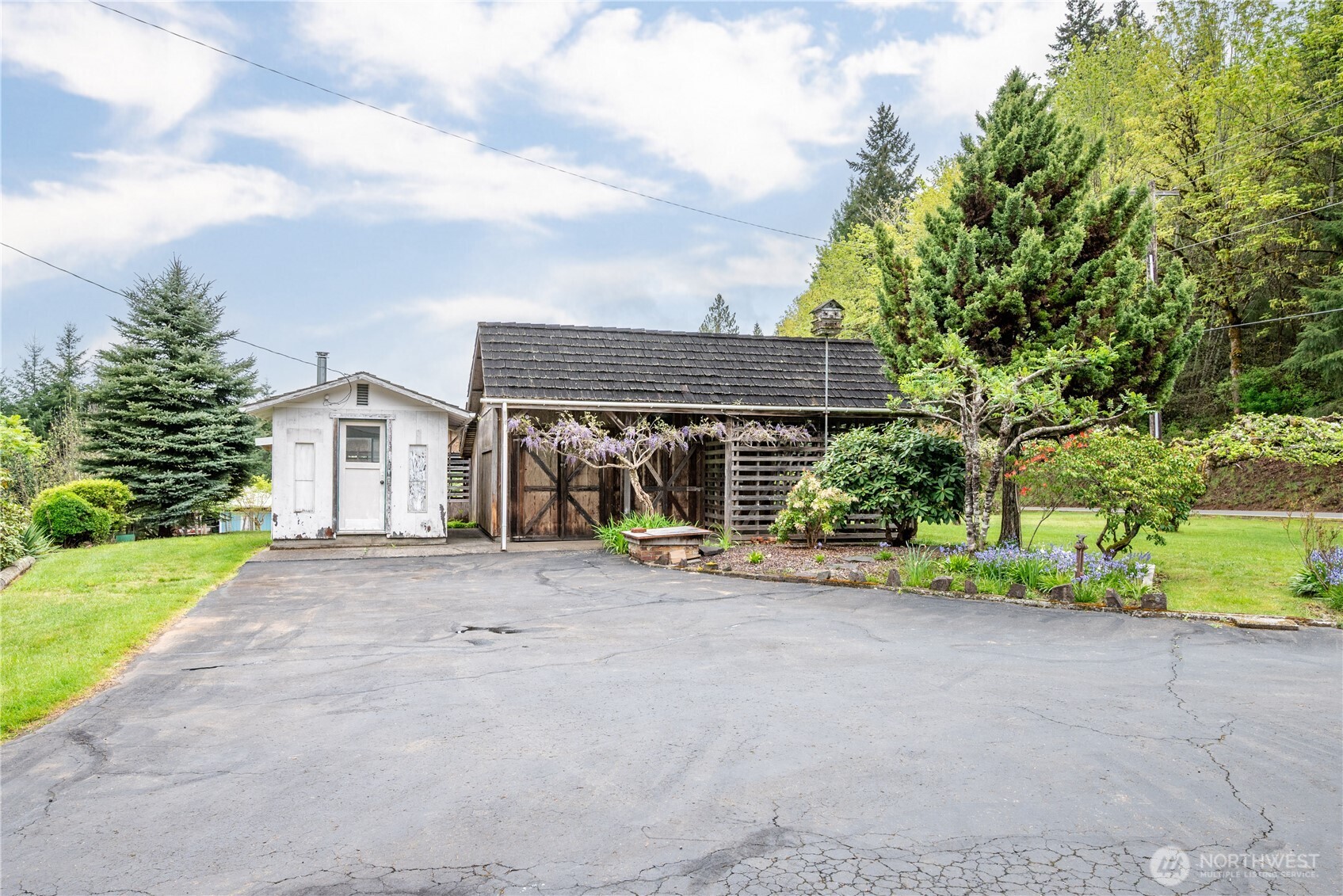 310 Tower Road , Castle Rock, WA 98611