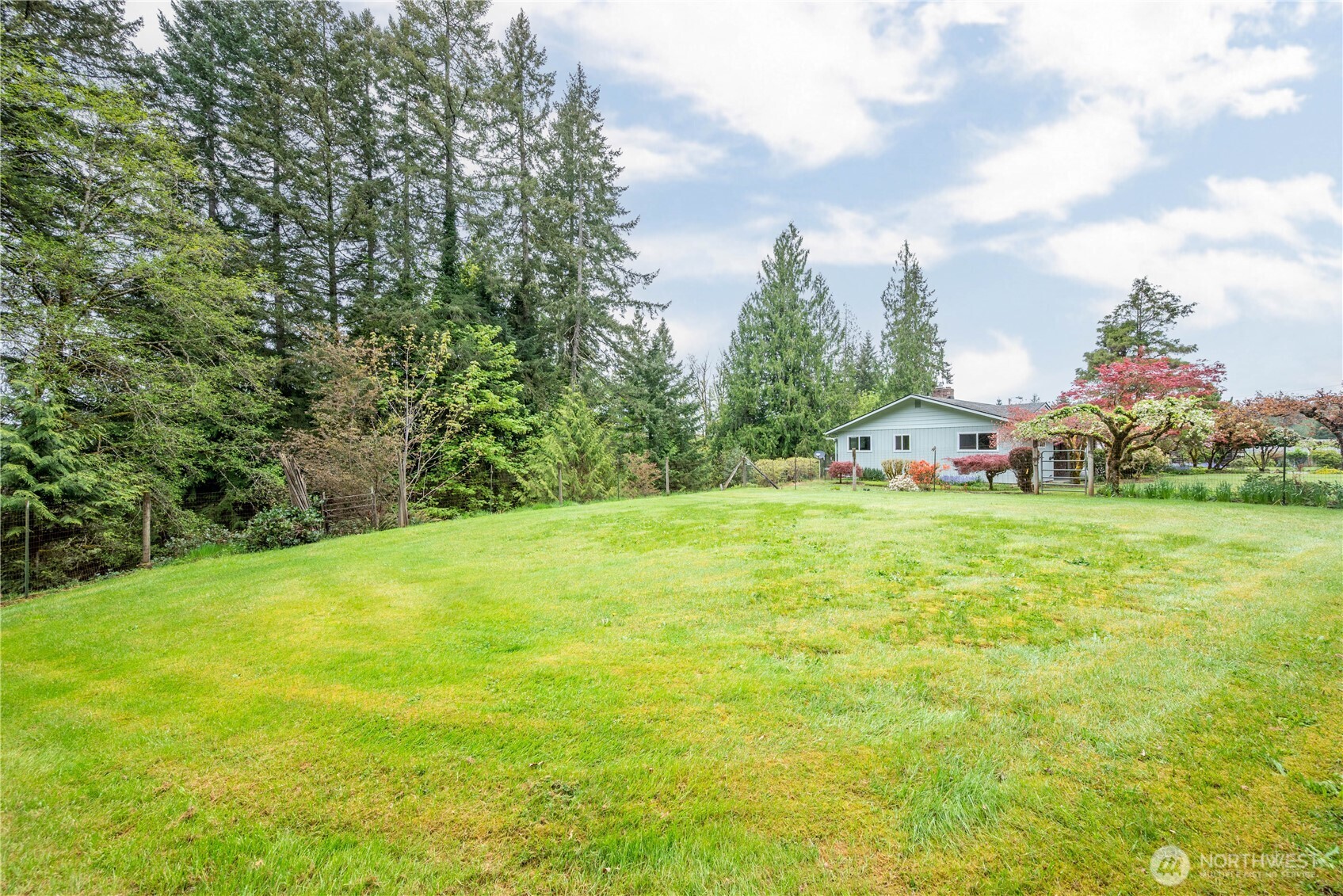 310 Tower Road , Castle Rock, WA 98611