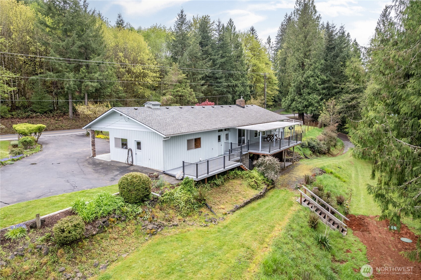 310 Tower Road , Castle Rock, WA 98611