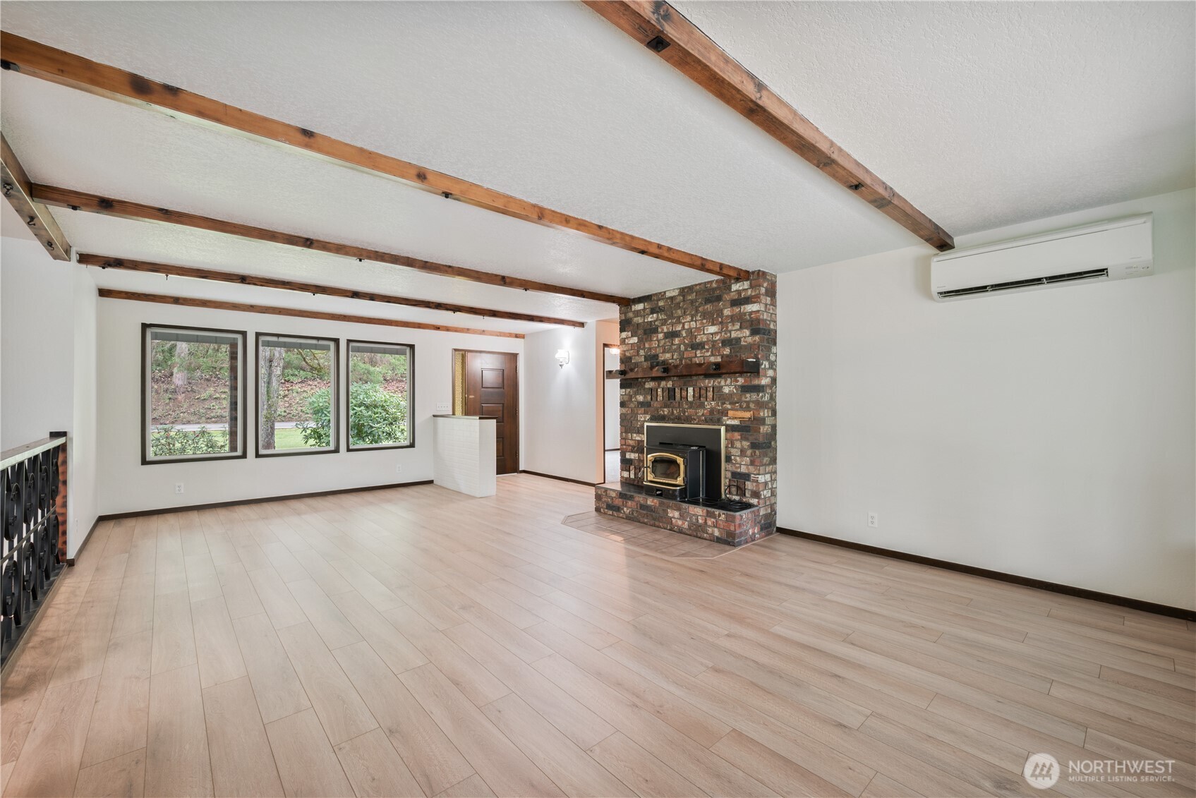 310 Tower Road , Castle Rock, WA 98611