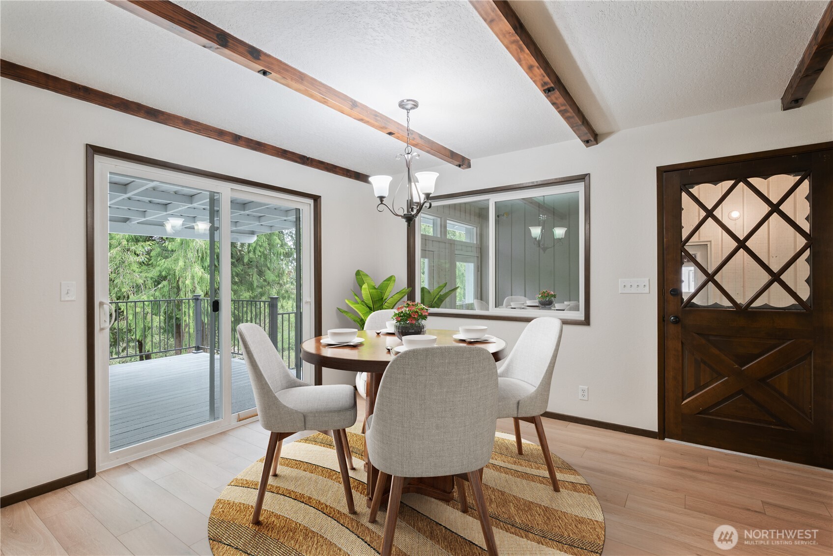 310 Tower Road , Castle Rock, WA 98611